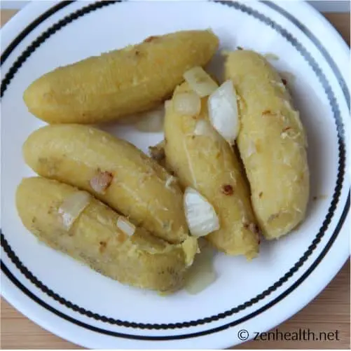 Baby banana recipe: Featured #babybananas #chiquitofig #sikiyefig #smallbananas #bananarecipes