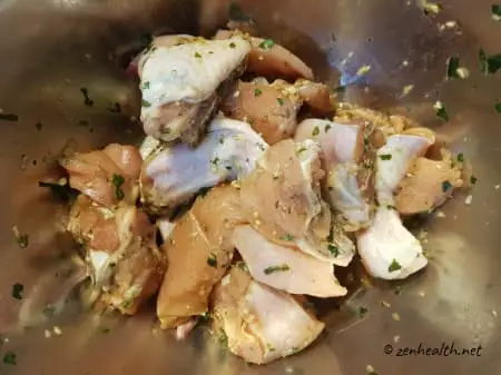 Seasoned chicken to stew