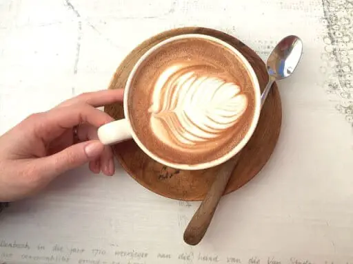 take coffee cup to coffee shop